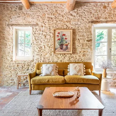 Villa Mas De 190m2 Climatise Avec Piscine Et Cuisine D'ete - 10 Pers *