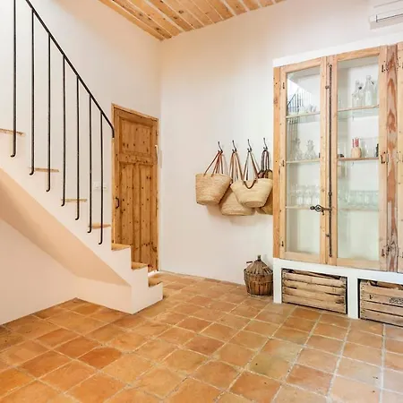 Mas De 190m2 Climatise Avec Piscine Et Cuisine D'ete - 10 Pers